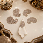 Paisley Elegance Napkin Ring & Scalloped Napkin Set